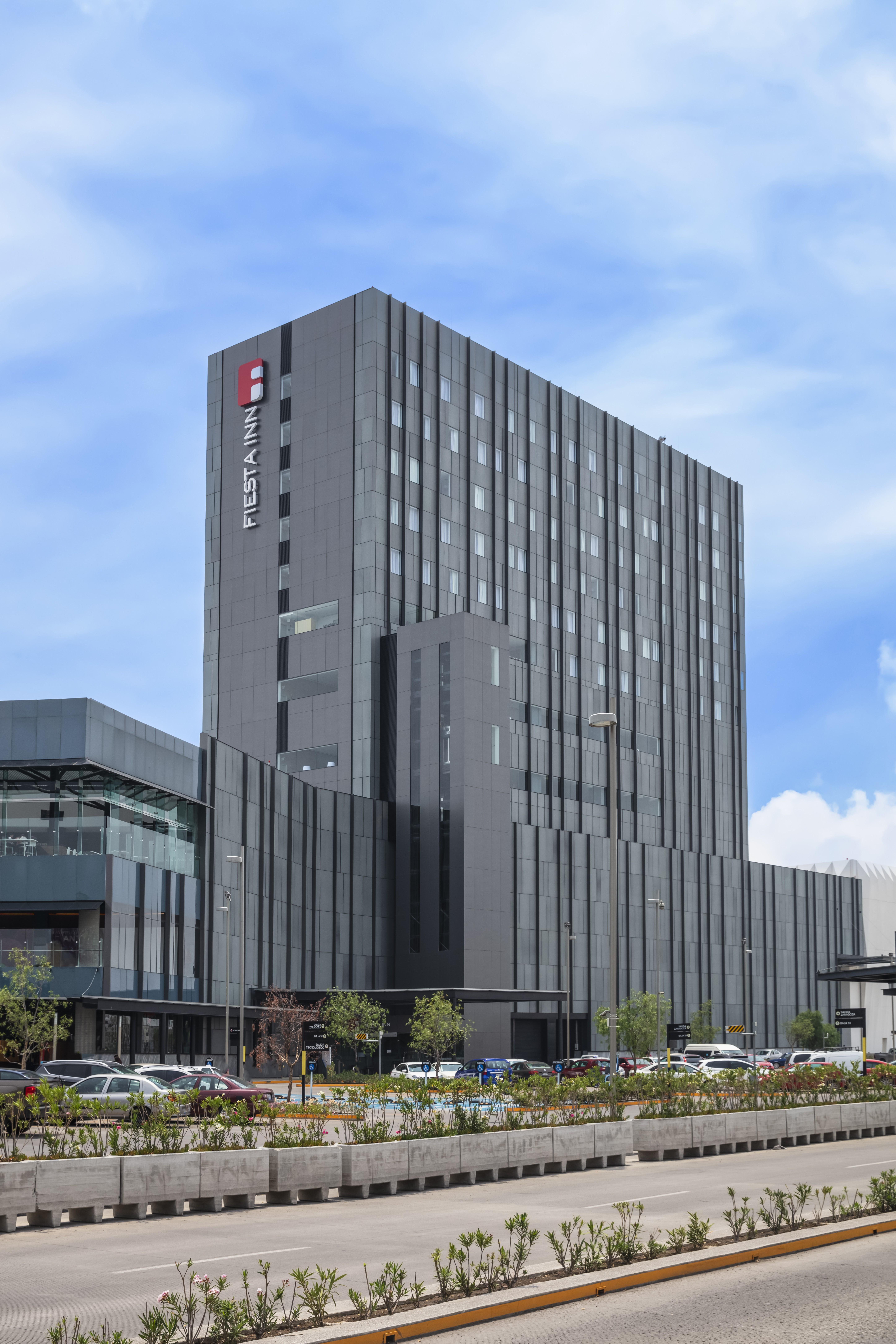 Fiesta Inn Parque Puebla de Zaragoza Esterno foto
